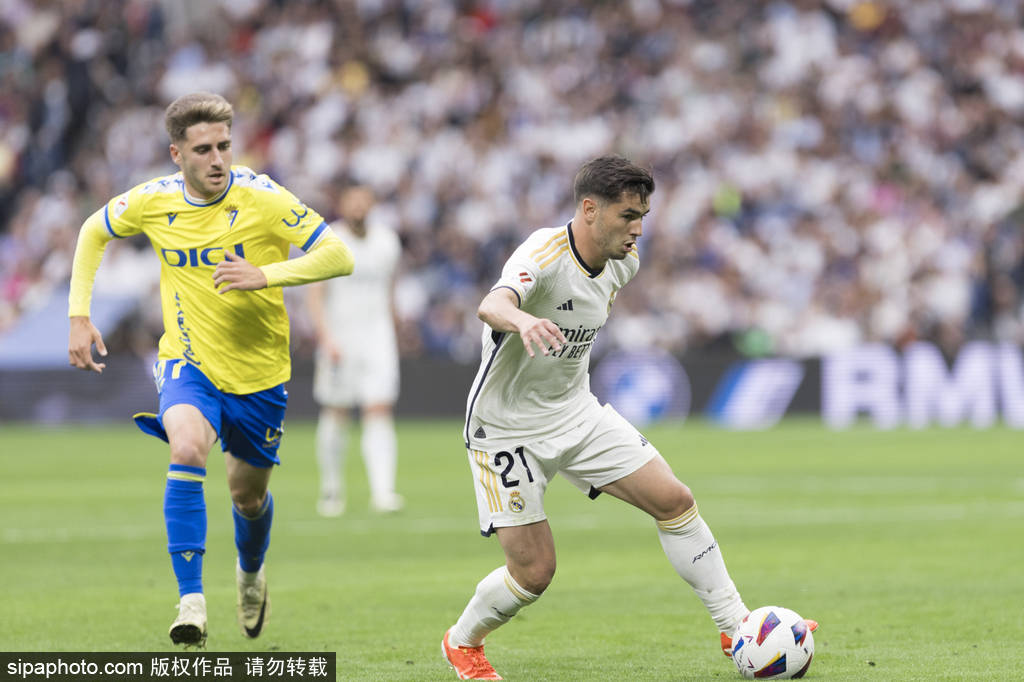 配合默契 配合默契