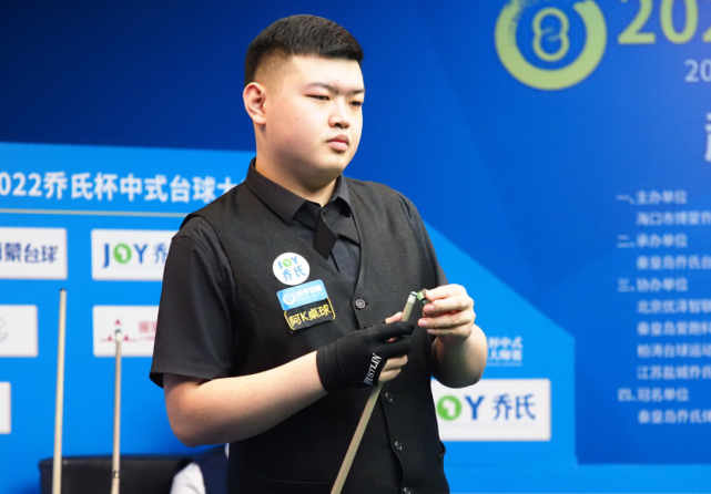 一个球队的 一个球队的