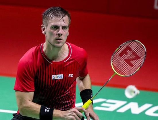 洗牌线靠前 洗牌线靠前